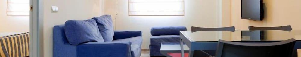 Apartamentos Vertice Sevilla Aljarafe Bormujos Exterior foto
