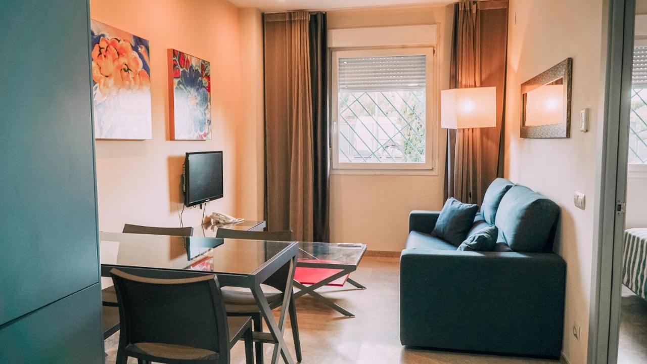 Apartamentos Vertice Sevilla Aljarafe Bormujos Exterior foto