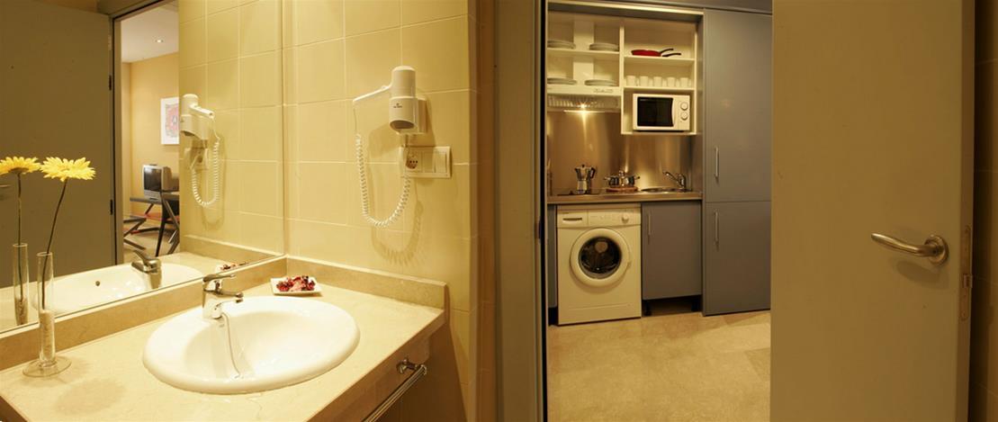 Apartamentos Vertice Sevilla Aljarafe Bormujos Exterior foto